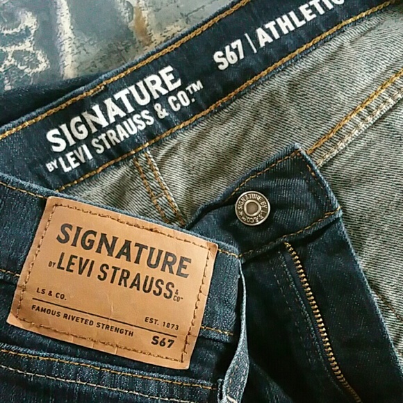 Levi Signature S67 Athletic 